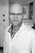 Portrait of Assistant Professor Jonas Thue Treebak