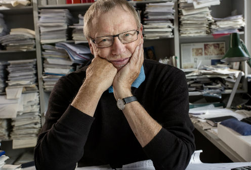 Scientific Director Jens Juul Holst receives the Harrington Prize for ...